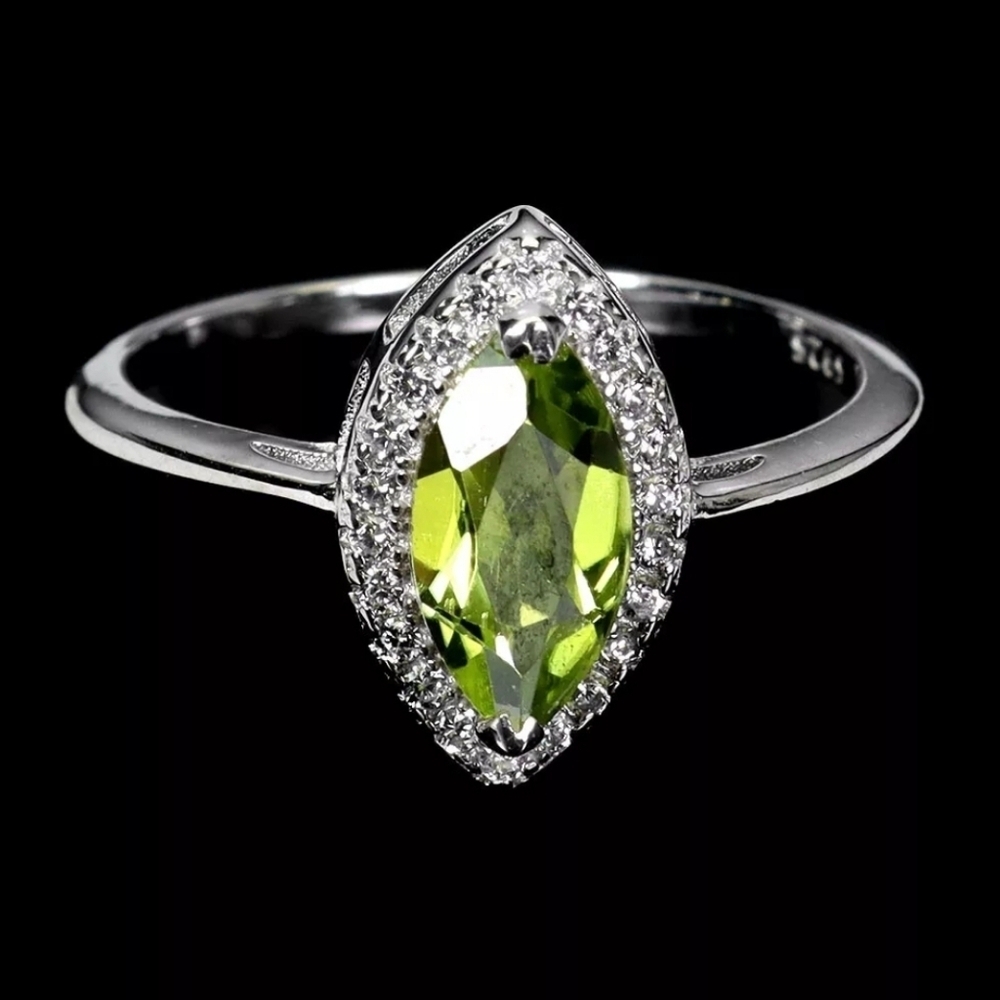925 Sterling Silver Ring Marquise Peridot 10x5mm Natural Gemstone Jewelry Size 7 - Picture 3 of 5